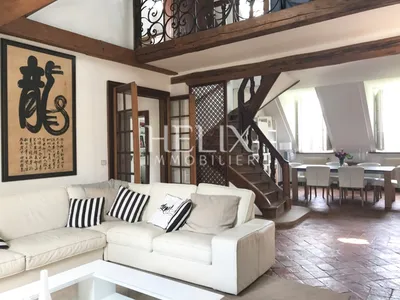 Beau duplex 190 M2 avec terrasse 50 M² à 5 mn RER A