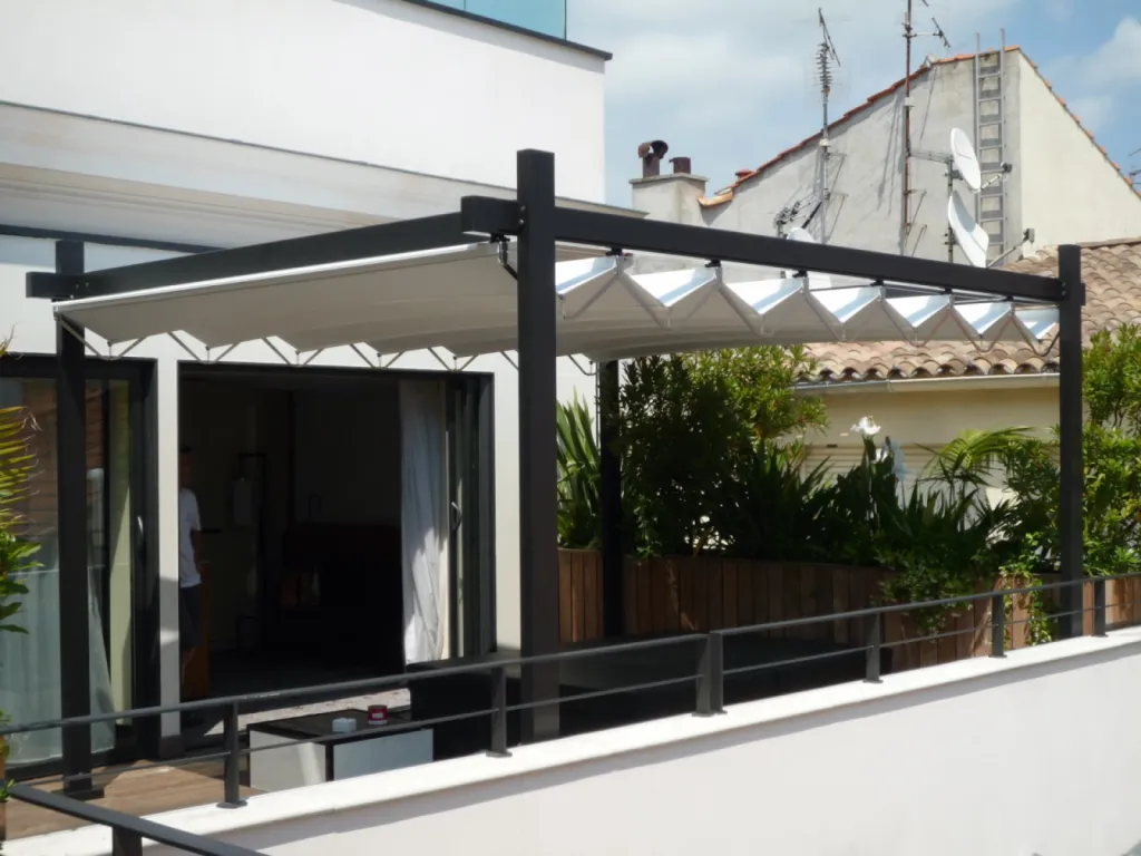 velum pour toit terrasse cannes