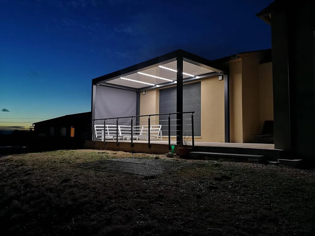 Installateur de pergola à lames orientables (84)