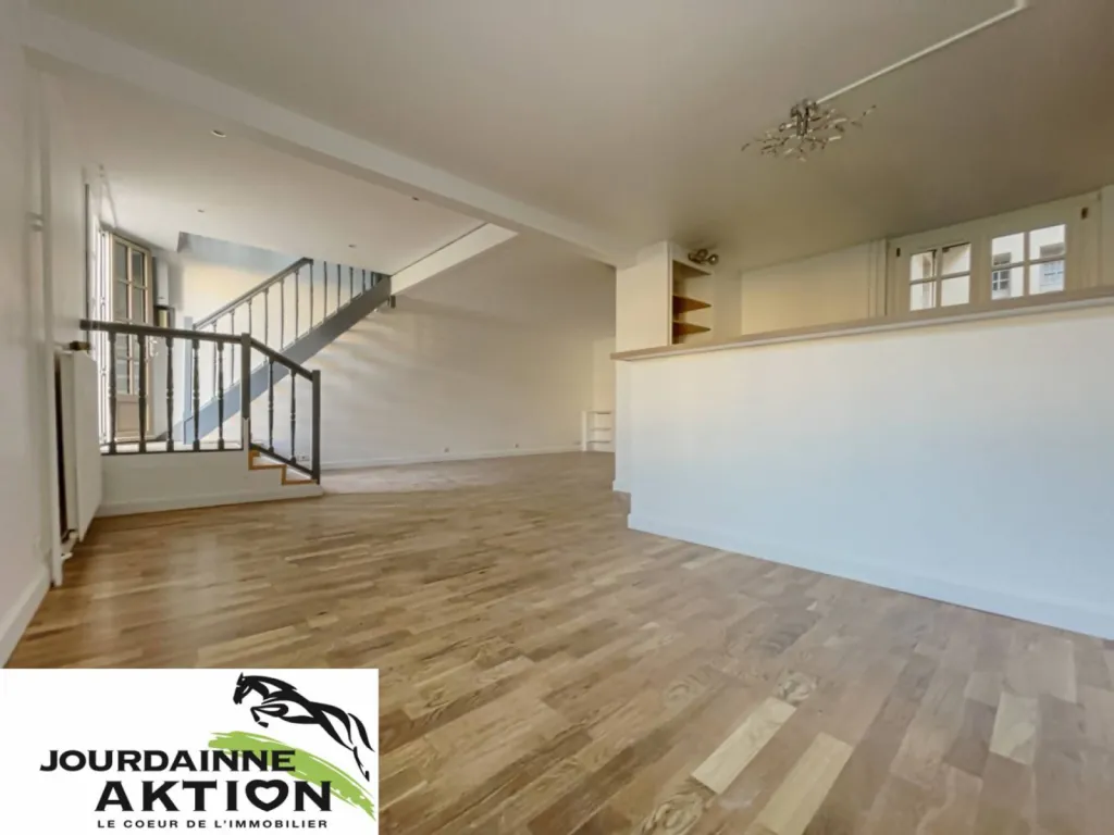 Habiter dans un appartement T4 Duplex Quartier Gare de Rouen (76)