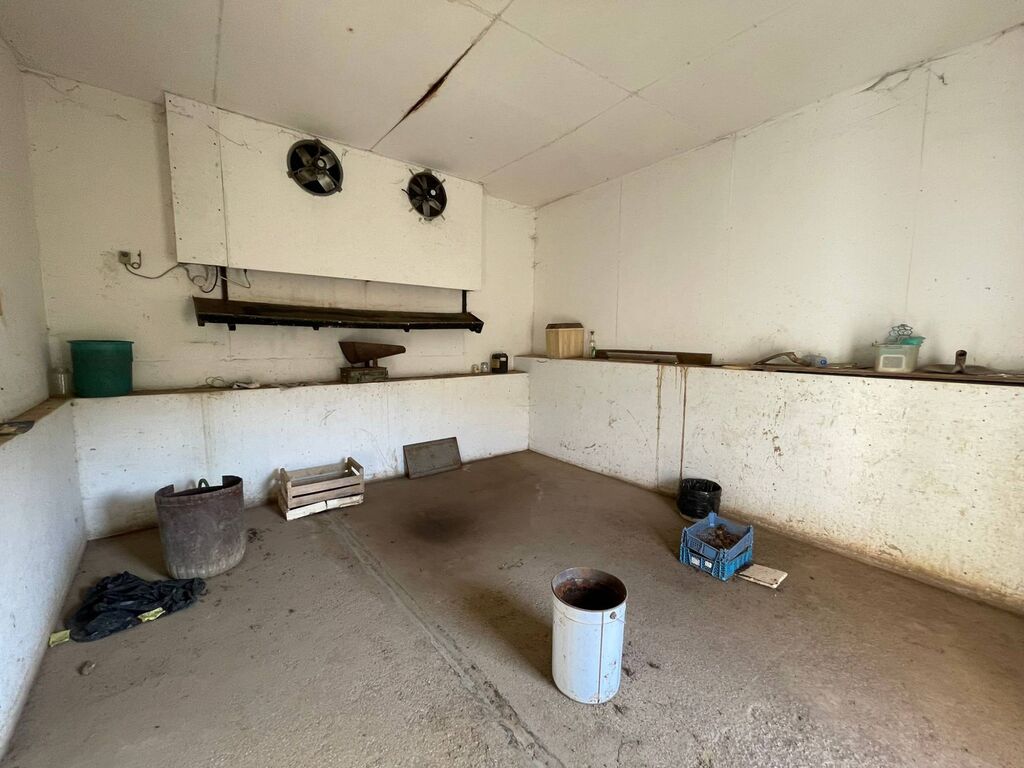 Bâtiments à vendre - MONTVILLE 76