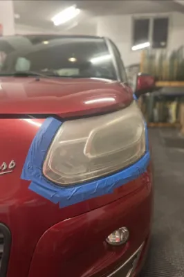Citroen C3 picasso en renovation phare 