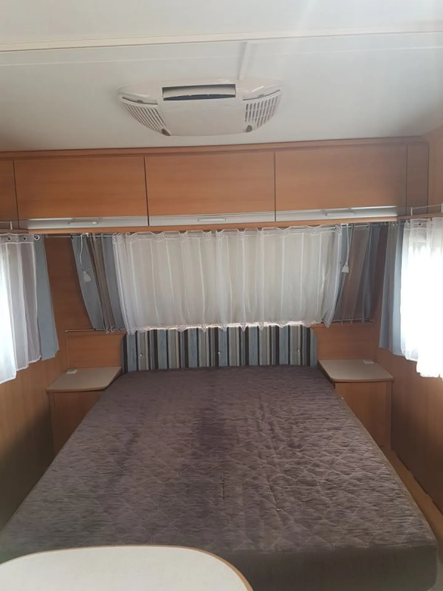 VENDU CARAVANE STERCKEMAN EVOLUTION 450CP