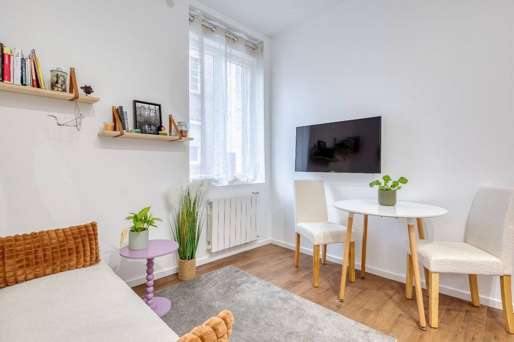 Charmant studio entièrement rénové en 2024 – Dieppe 76200 (Centre-ville / Mairie)