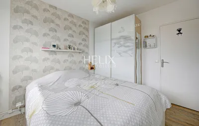 Magnifique 2 pièces au dernier étage avec balcon vue Seine