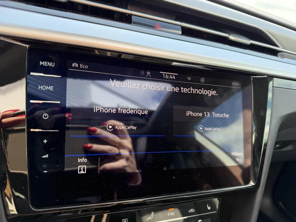 Achat Voiture Occasion proche Le Havre : Volkswagen Arteon Hybride Rechargeable d’Occasion Garantie chez Caudebec Automobiles à La Frénaye, Normandie
