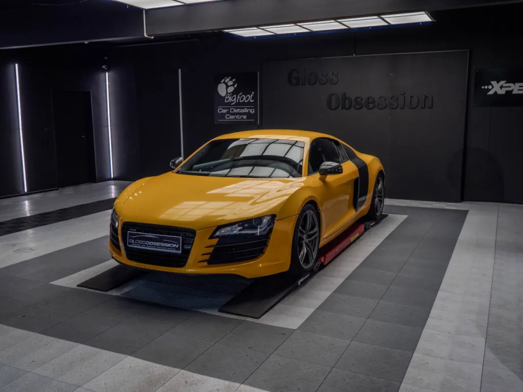 Gloss Obsession personnalise cette Audi R8 avec un covering qui allie style et protection.
