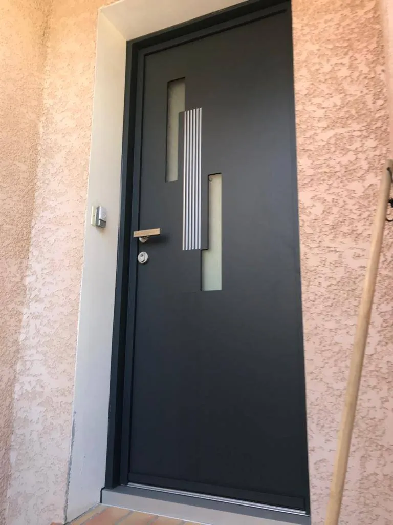 Porte d'entréeK-Line haut de gamme gris anthracite Sausset-les-Pins