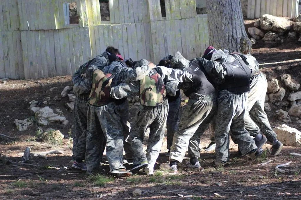 Réserver un terrain de paintball pour un anniversaire à Aix-en-Provence