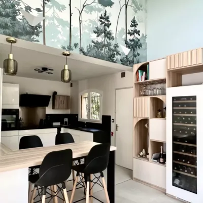 Pièce de vie transformée en un espace harmonieux et moderne, par l'Atelier D, architecte d'intérieur à Bordeaux