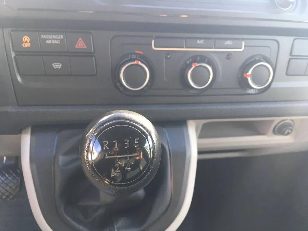 Volkswagen Transporter 6 occasion pas cher en Aquitaine