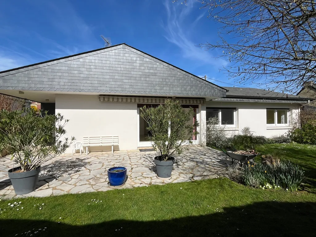Exclusivité ! Maison d'architecte et de plain pied située à Gruchet le Valasse - Beaux volumes et secteur recherché !