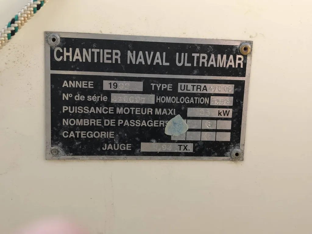 bateau d occasion 8 personnes a moteur cassis la ciotat sanary six fours