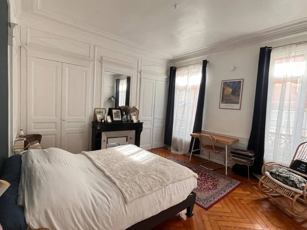 Situé au 2ème étage