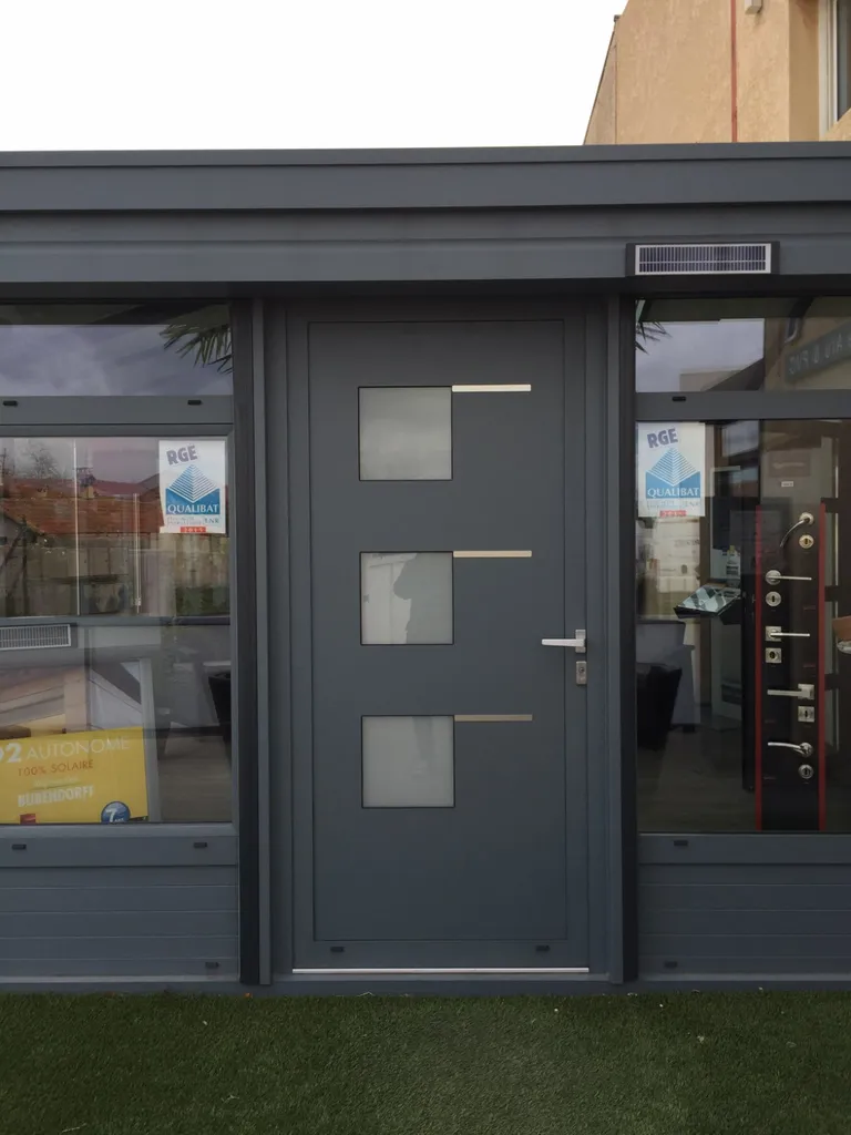 Porte vitrée à Martigues