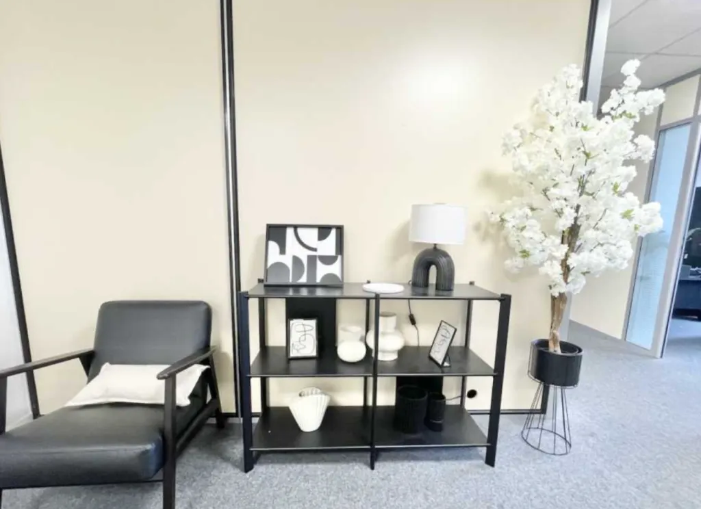 Bureaux à louer - 177 m² à Le Petit Quevilly, proche axes principaux
