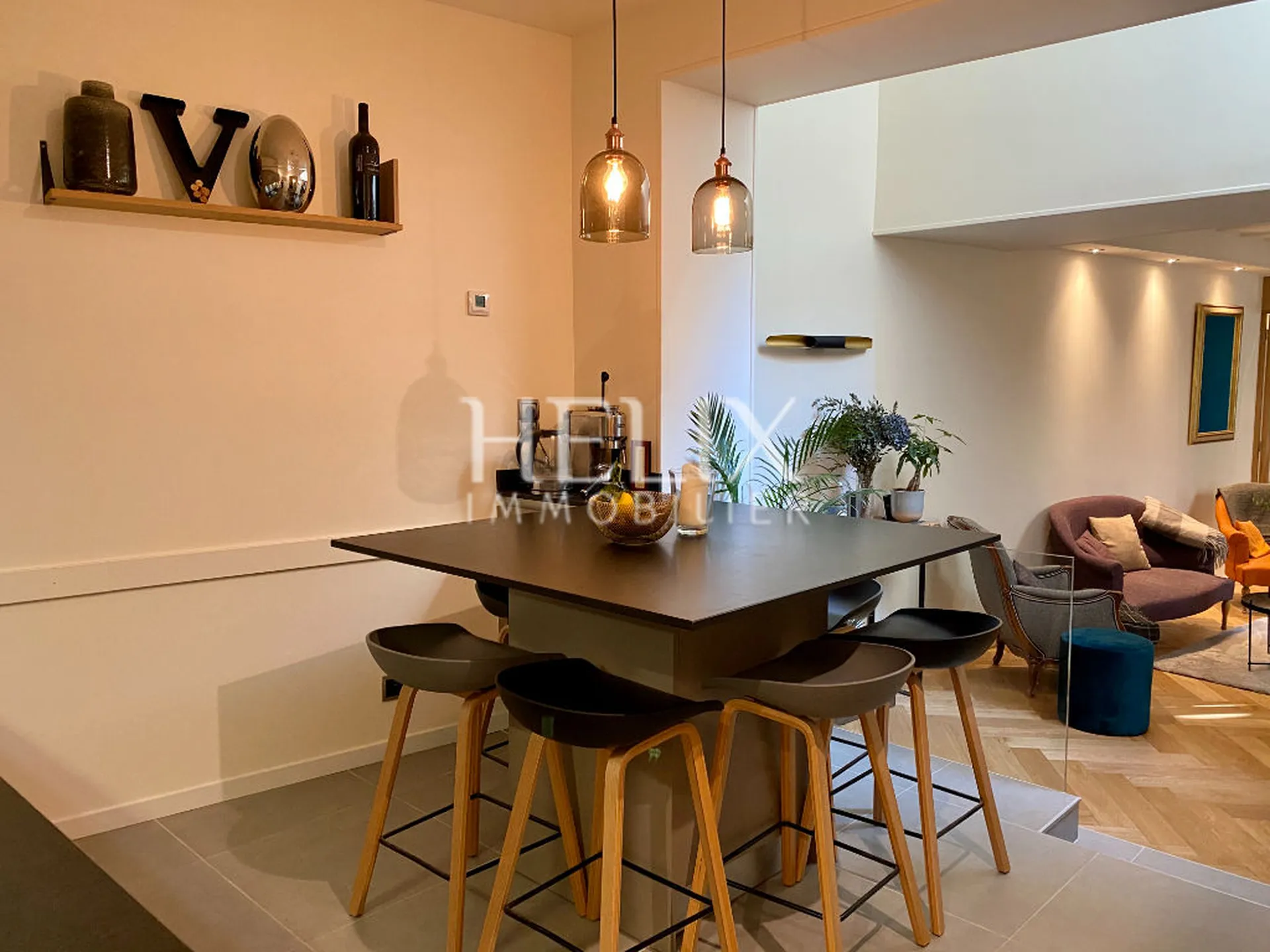 Salon classique au rez de chaussée yvelines