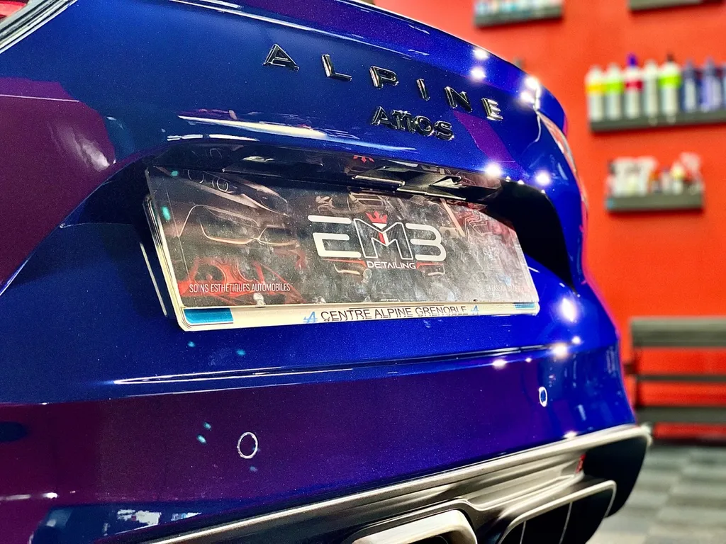 Protection PPF Renault alpine et traitement céramique carrosserie Lyon 