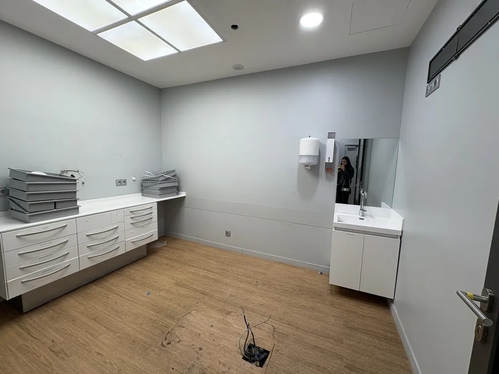Location - Boutique 152 m², Gobelins, Avenue des Gobelins 75013 PARIS
