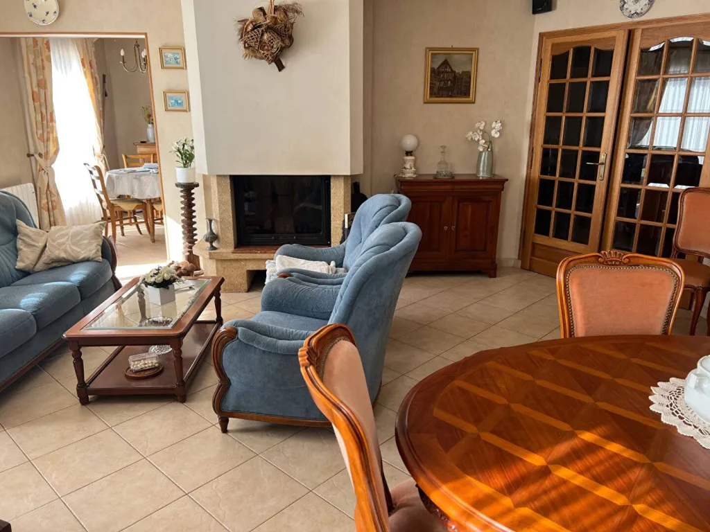 A SAISIR MAISON DE 106 M² ÉDIFIÉE SUR UN TERRAIN DE 1500 M² SUR LA COMMUNE TOURVILLE LA CAMPAGNE 27370