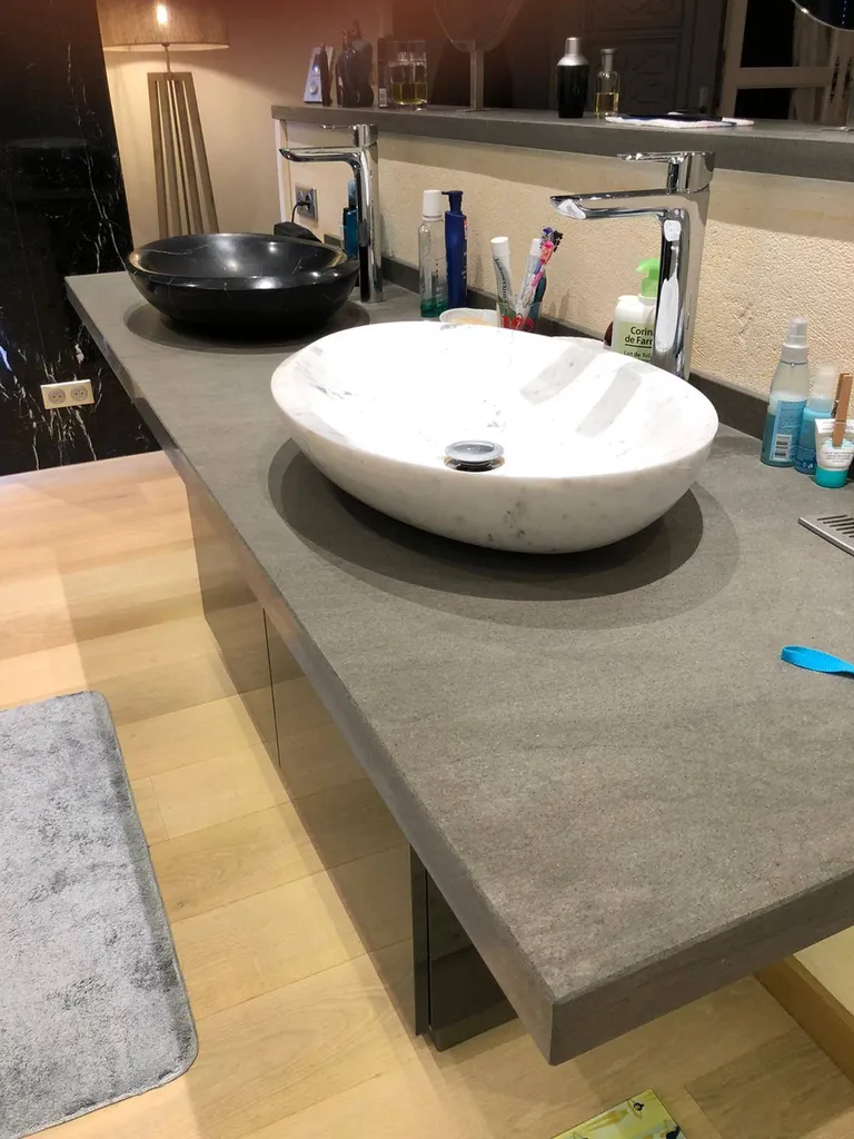 réalisation de vasques sur mesure en marbre proche d'Aix en Provence