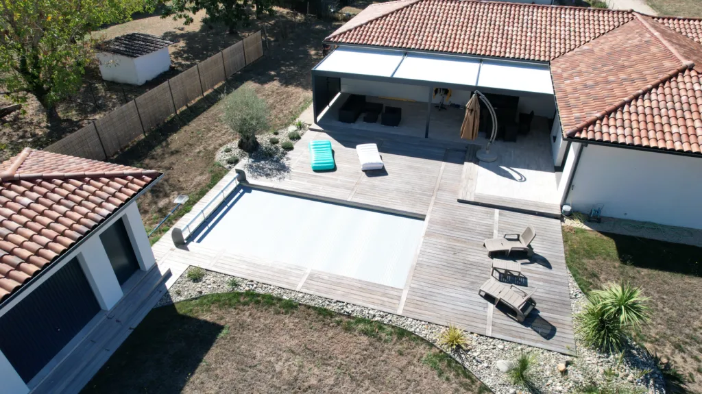 Construire une TERRASSE piscine bois exotique haut de gamme à Meauzac
