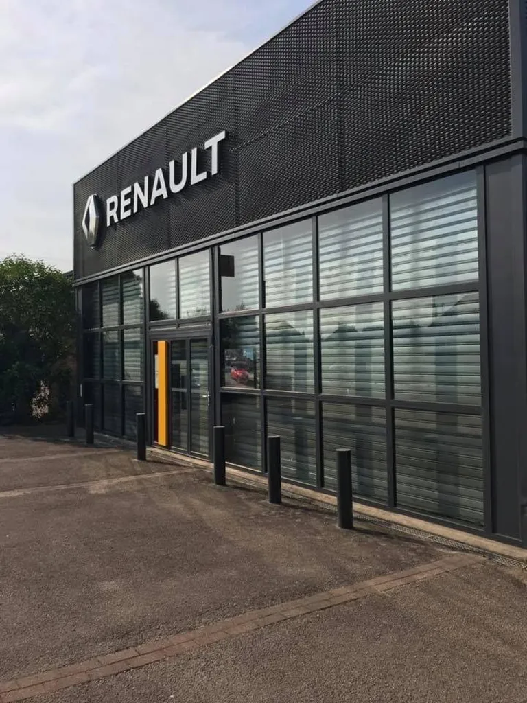 Devis gratuit pour rénovation peinture des menuiseries extérieures à Saint Ouen du Tilleul proche Bourgtheroulde