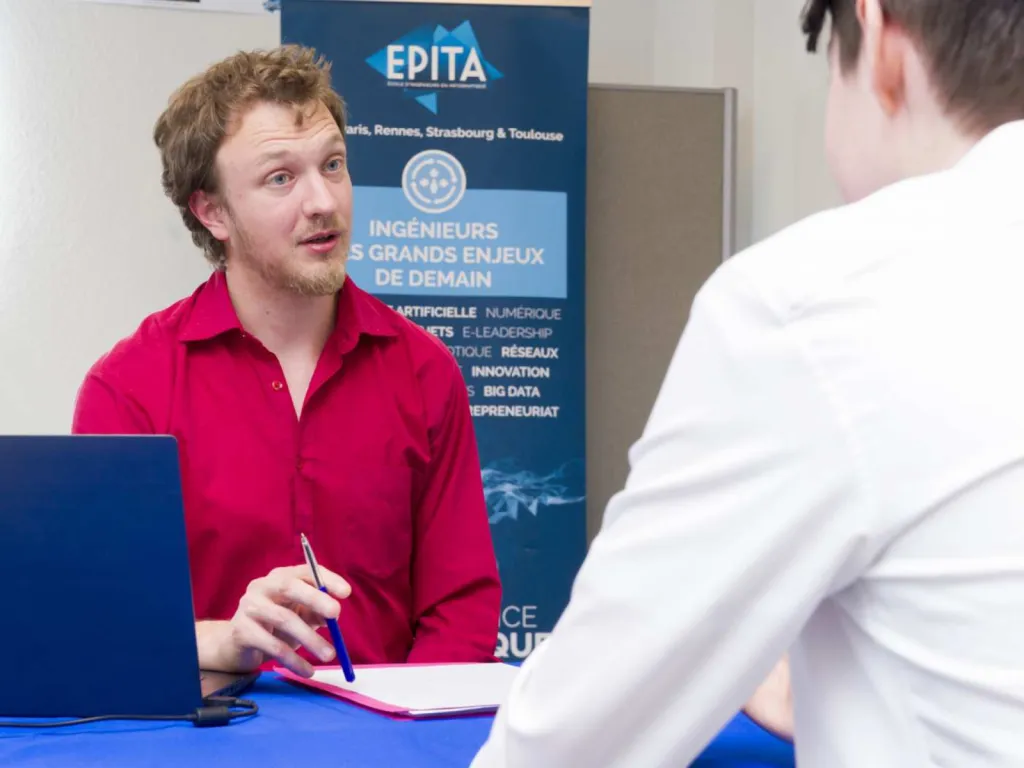 photographe pour école d'ingénieurs EPITA Lyon entretien avec un enseigant