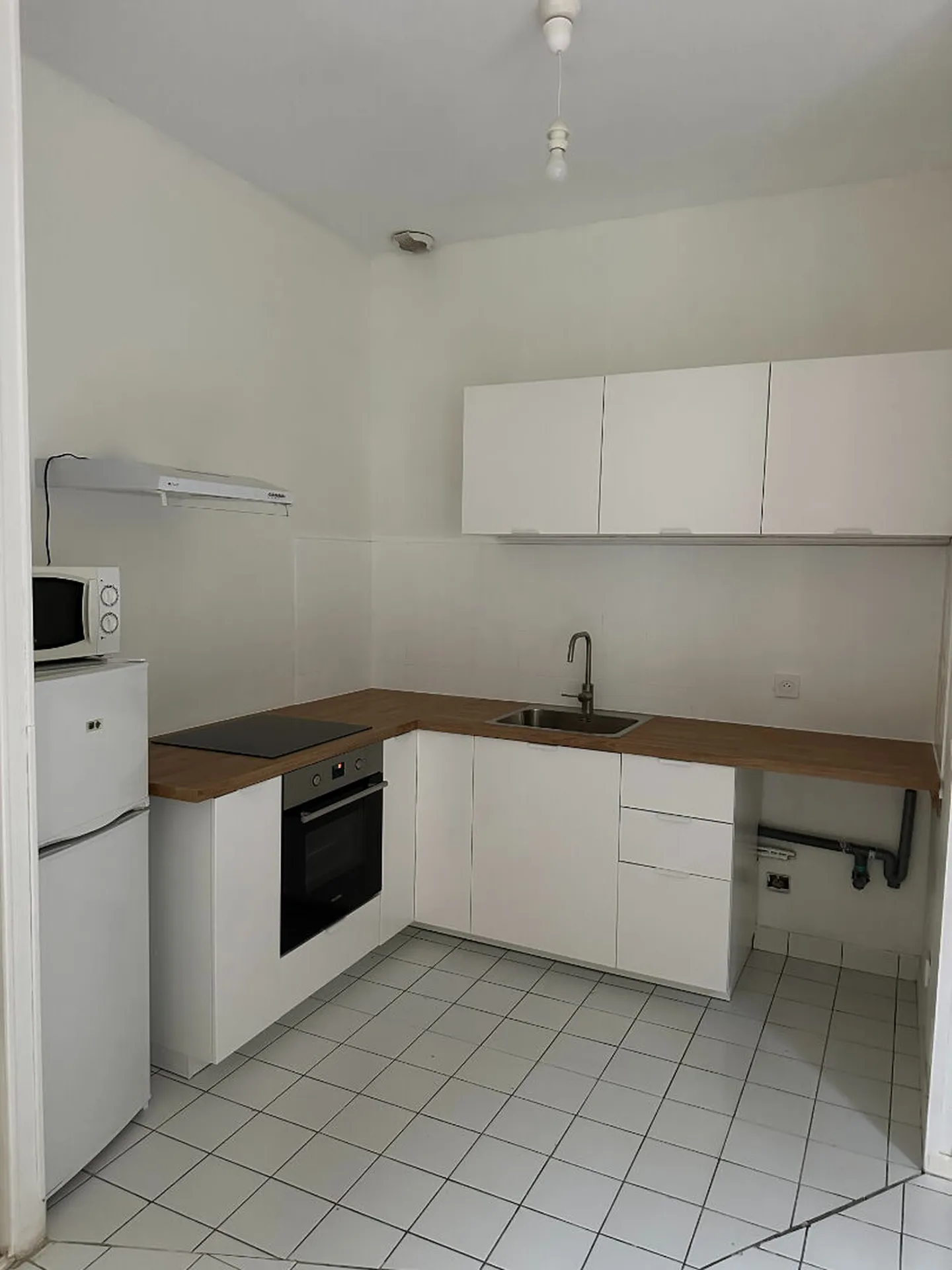 APPARTEMENT ROUEN - 3 pièces - 53 m2 - situé rue saint romain - 710€ charges comprises