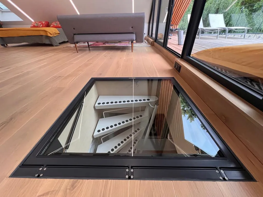 EP Fermeture, expert français de la fabrication artisanale de trappes de sol sur mesure haut de gamme