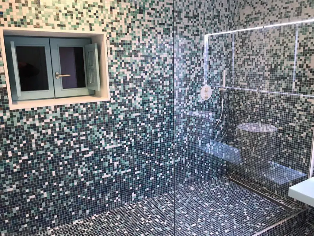 Entreprise d'agencement de salle de bain haut de gamme à Lyon