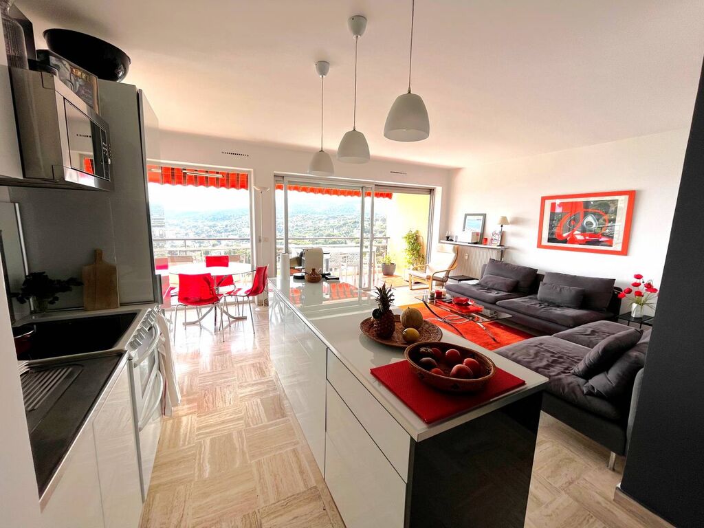 Cassis à vendre T2 avec terrasse vue mer