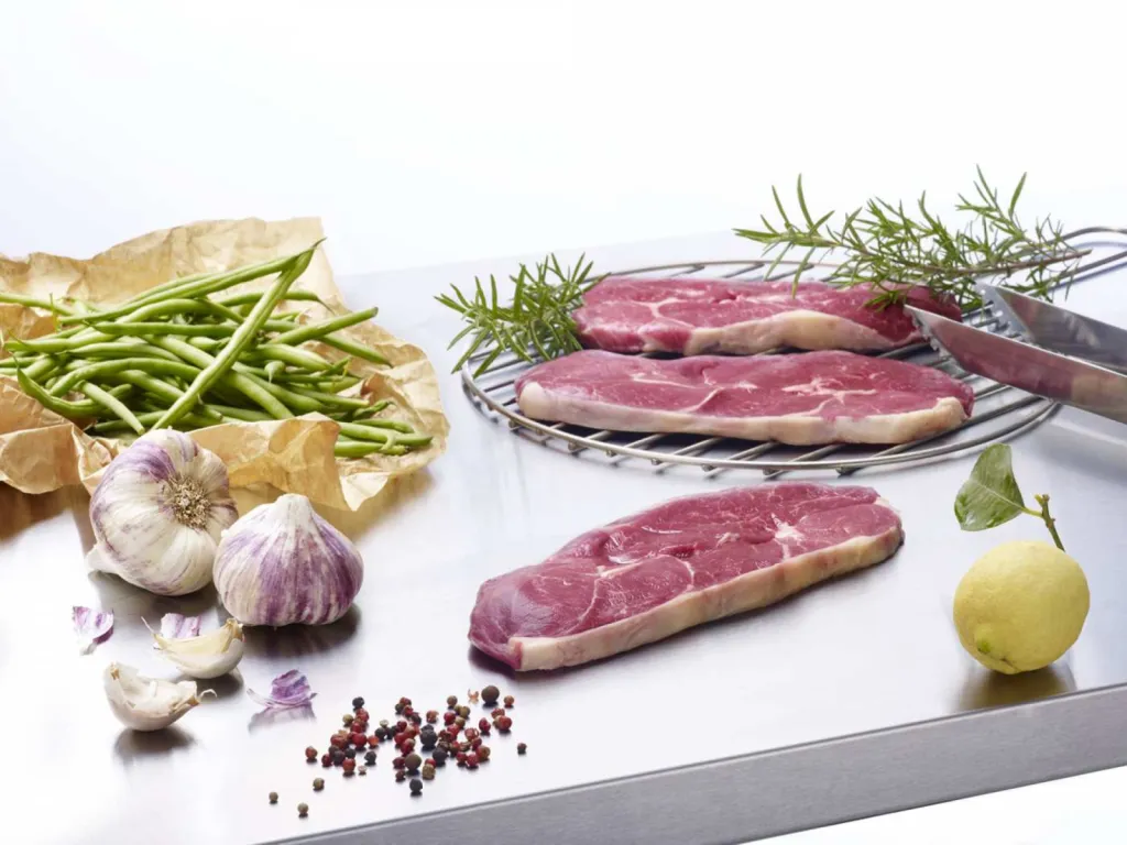 photographe agroalimentaire produits carnés gigot d'agneau tranché