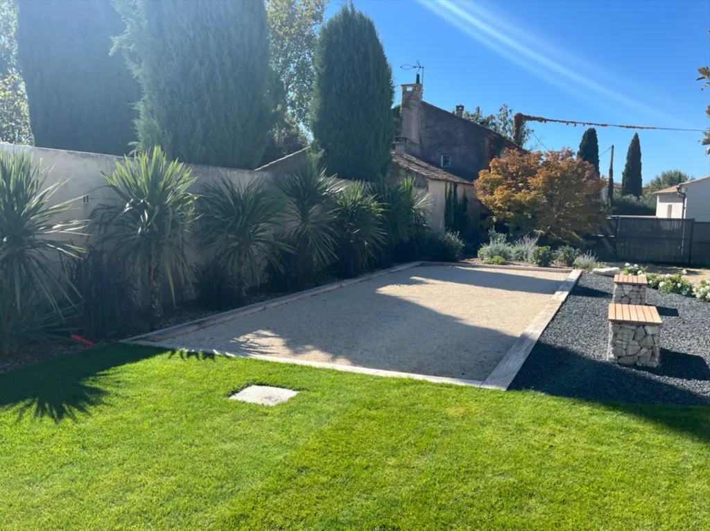 pose de gazon rapide jardin Salon-de-Provence