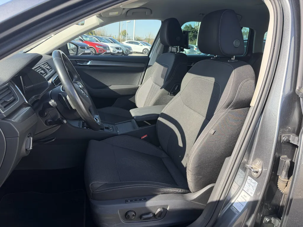 Achat voiture occasion Skoda Superb Combi Style 2.0 TDI 150 DSG7 à proximité de Le Havre et Bolbec