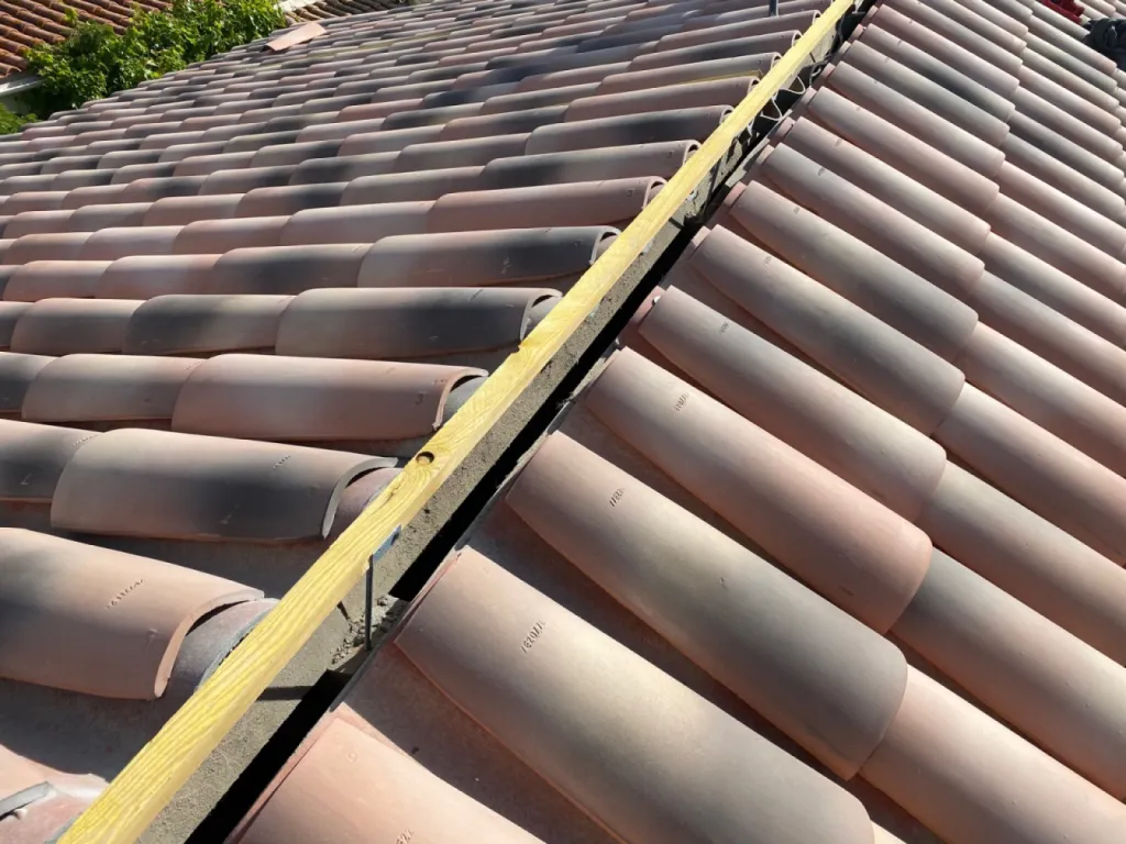 pose du support de faitage closoir sur gignac la nerthe