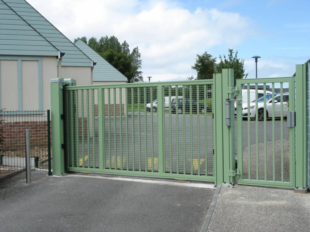 installation de portail pour sécurisation de copropriété en Seine Maritime 76