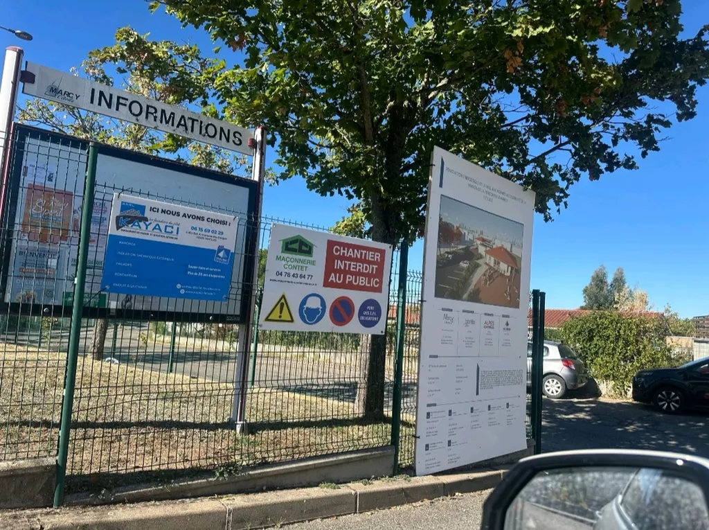 Rénovation énergétique et mise aux normes accessibilité PMR ---> Maison de la Rencontre à Marcy l'Etoile (69)
