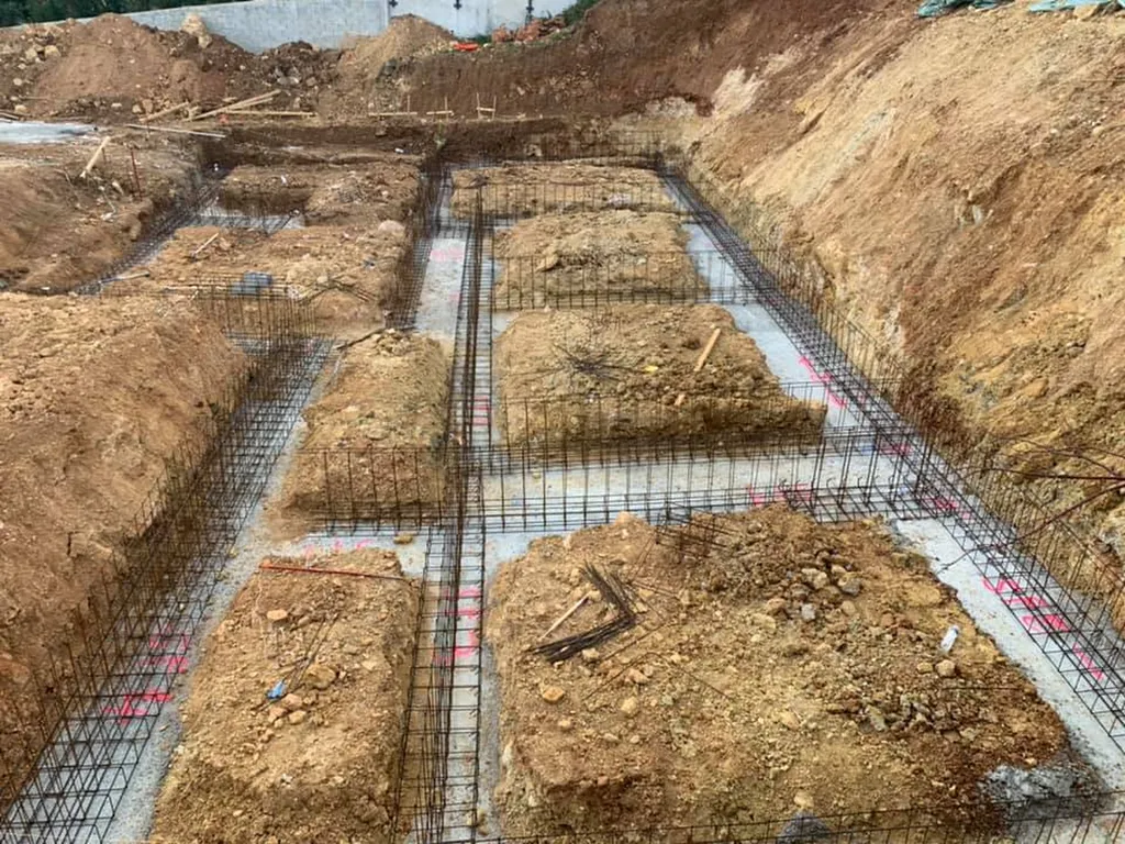 fondations semelle filantes , aciers en attentes