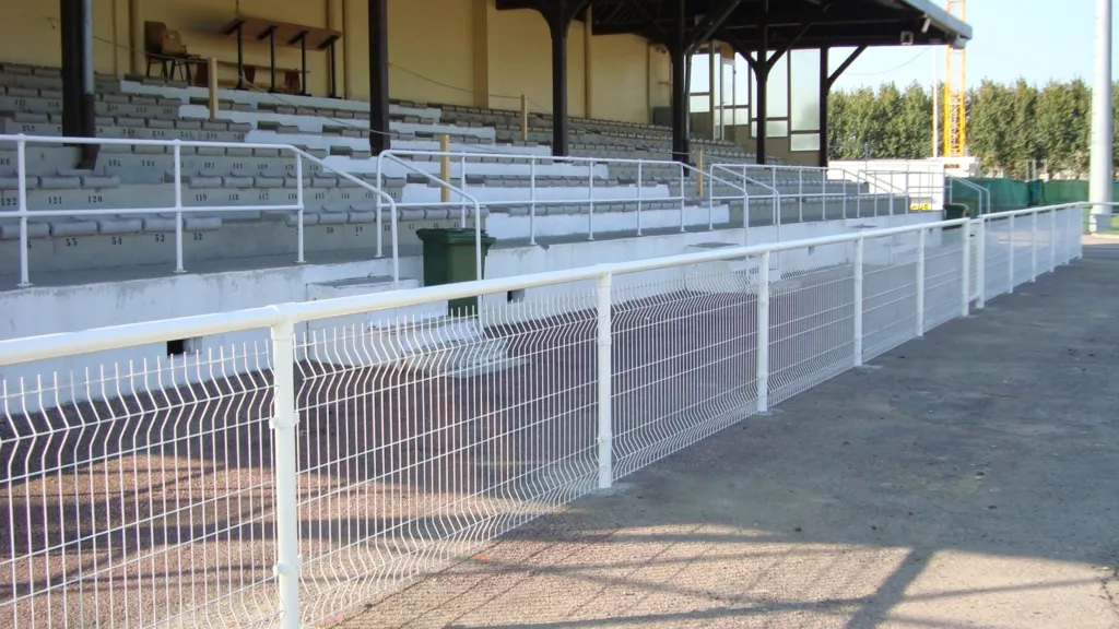 Pose d'équipements de stade