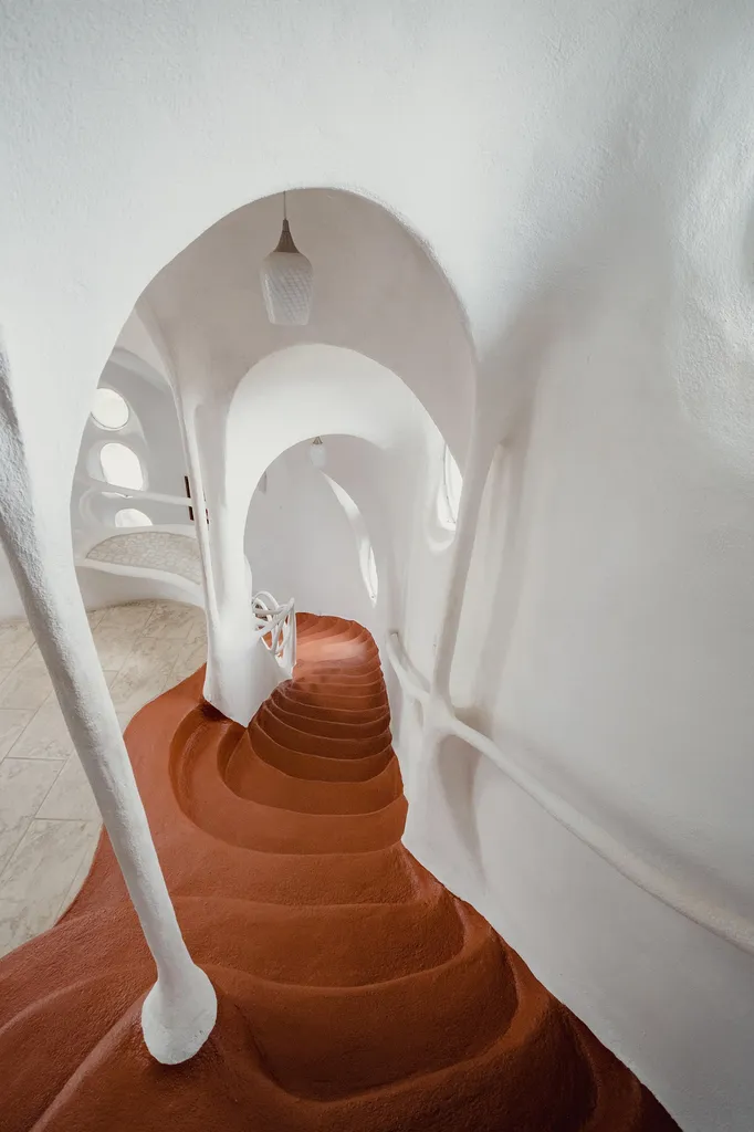 C2S Services : Votre escalier sur mesure en fer forgé à Martigues