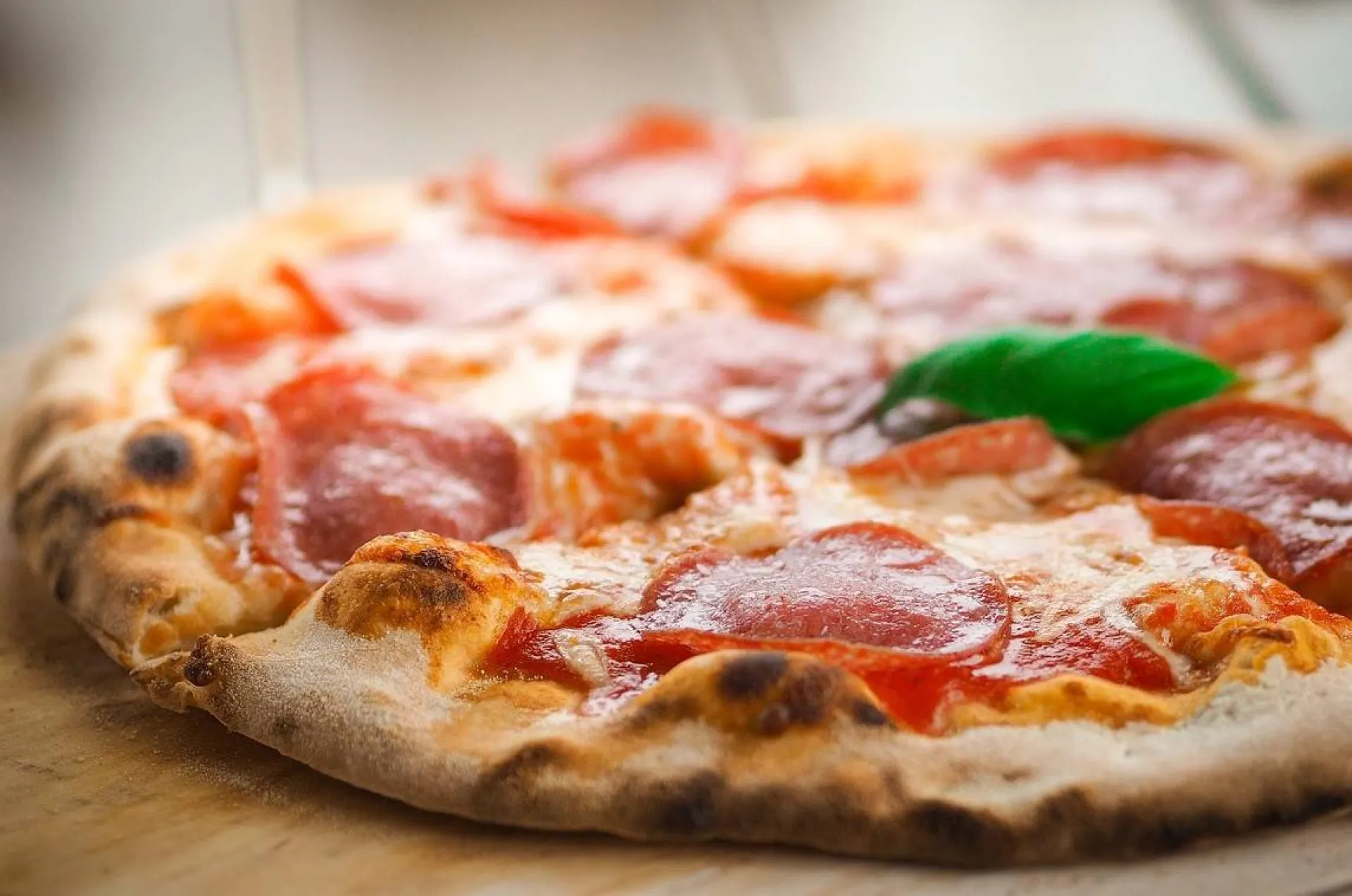 Pizza au four à commander sur place ou livraison à Pernes Les Fontaines