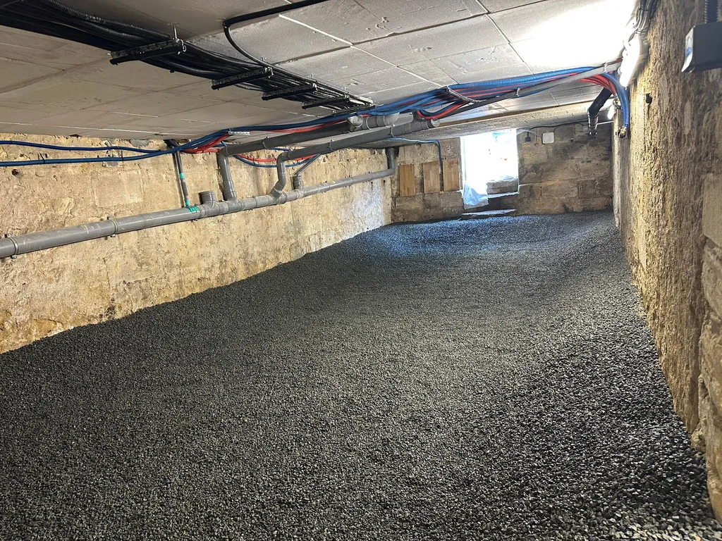 Une fois terminé, la cave peut devenir une zone de stockage non négligeable et saine sur Bordeaux 33000