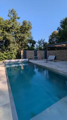 Réalisation d'une piscine inox de 4x10m et installation d'un spa inox 2x2m enterré à Francheville près de Lyon