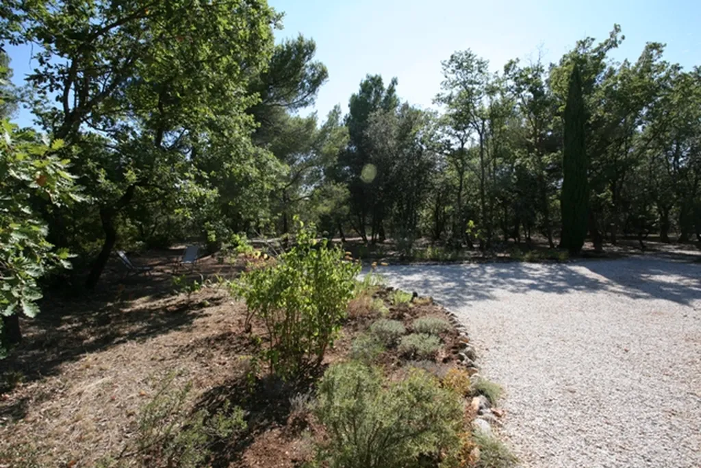 Villa à vendre proche des Monts de Vaucluse, 3 chambres