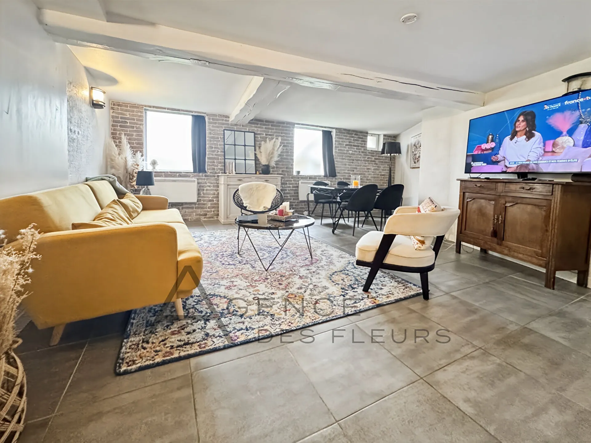 A acheter maison de ville de 94 m² sur la commune de OISSEL 76350