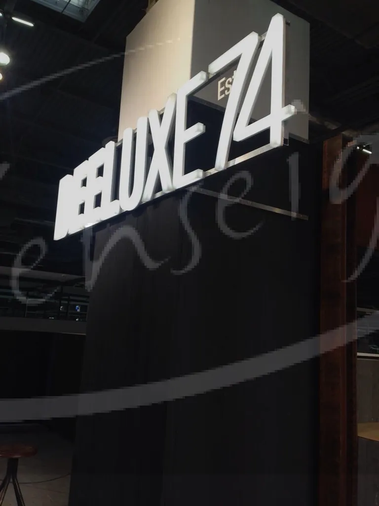 enseigne en bloc led cannes