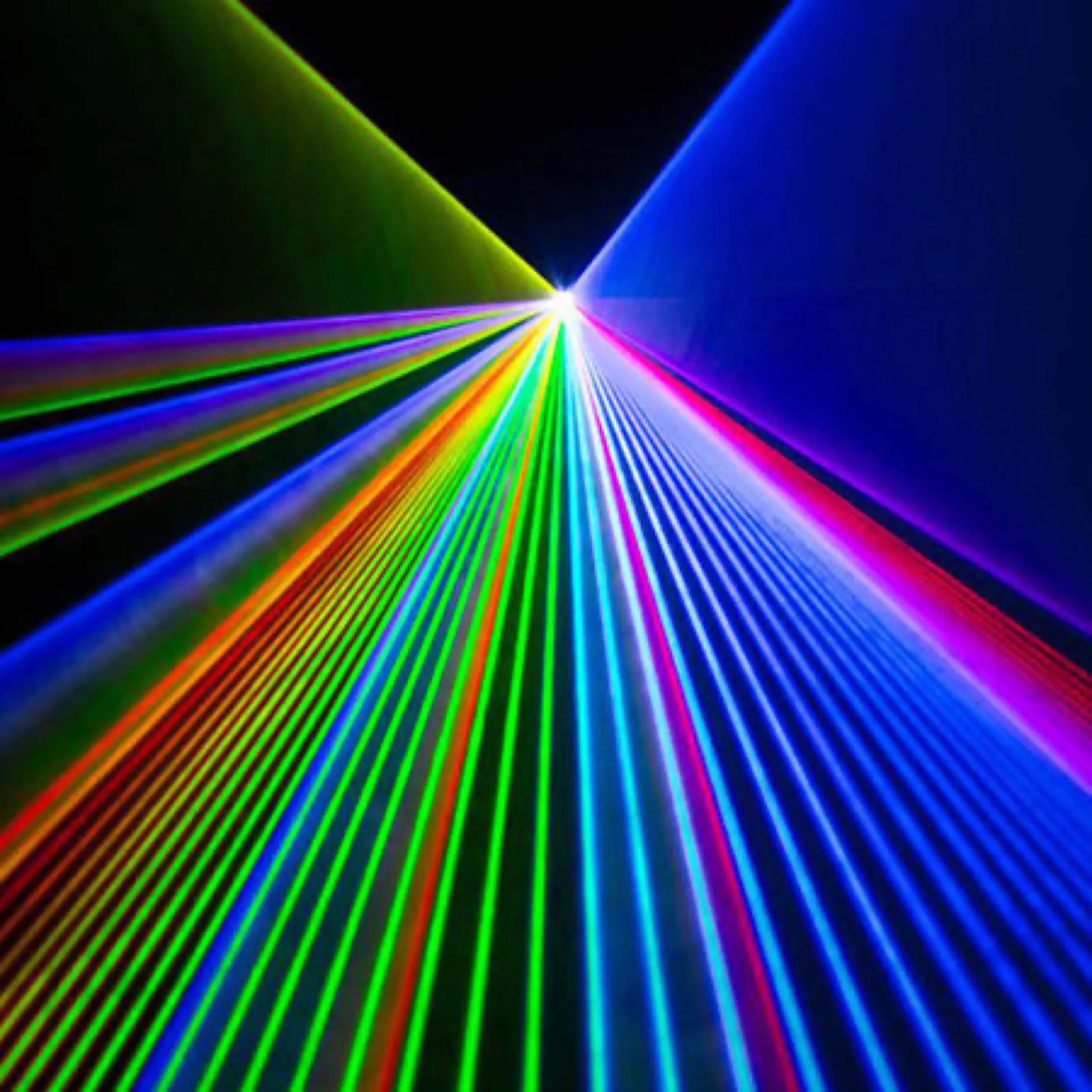 location effet laser pour soirée entreprise à toulon dans le var