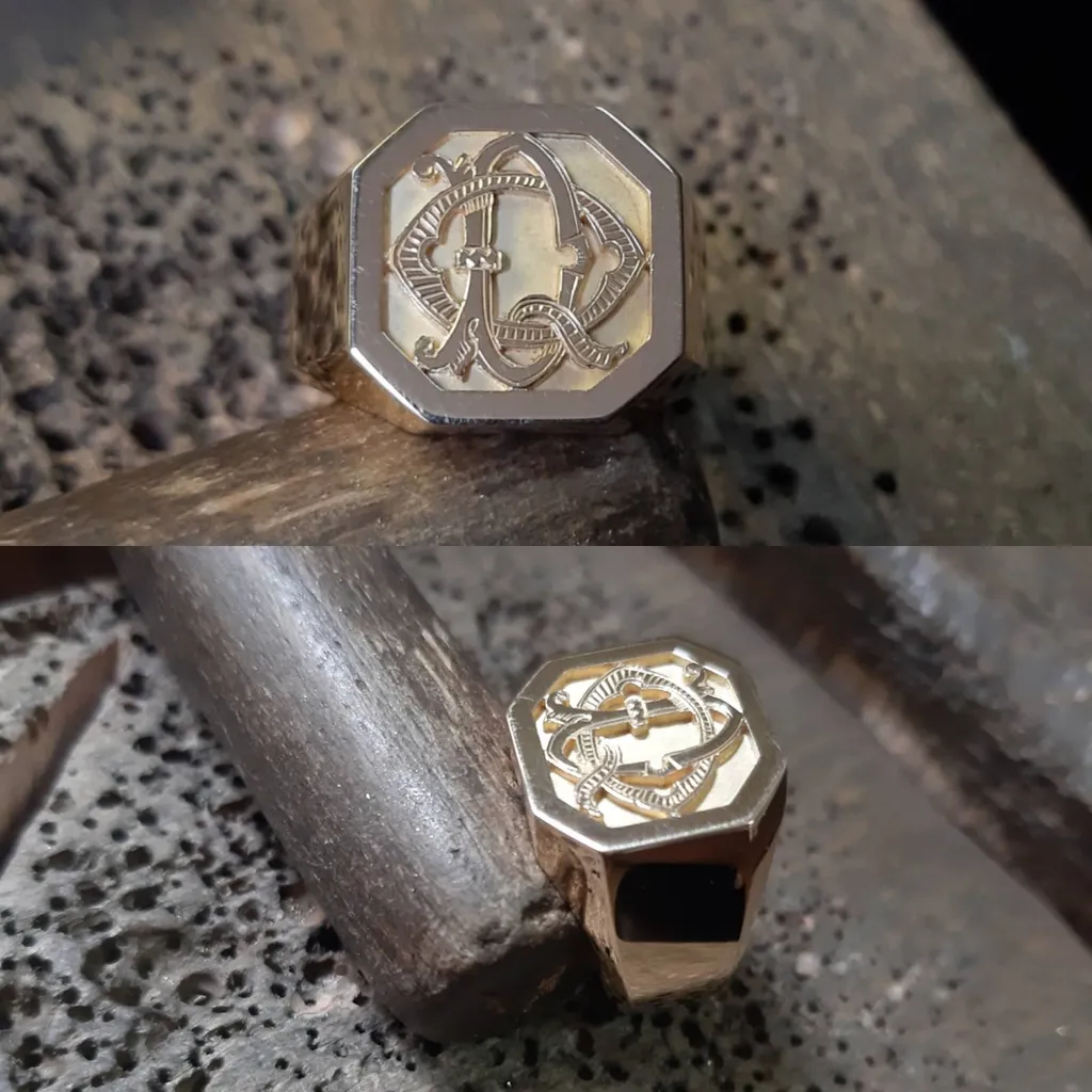 Chevalière Hexagonale en or jaune