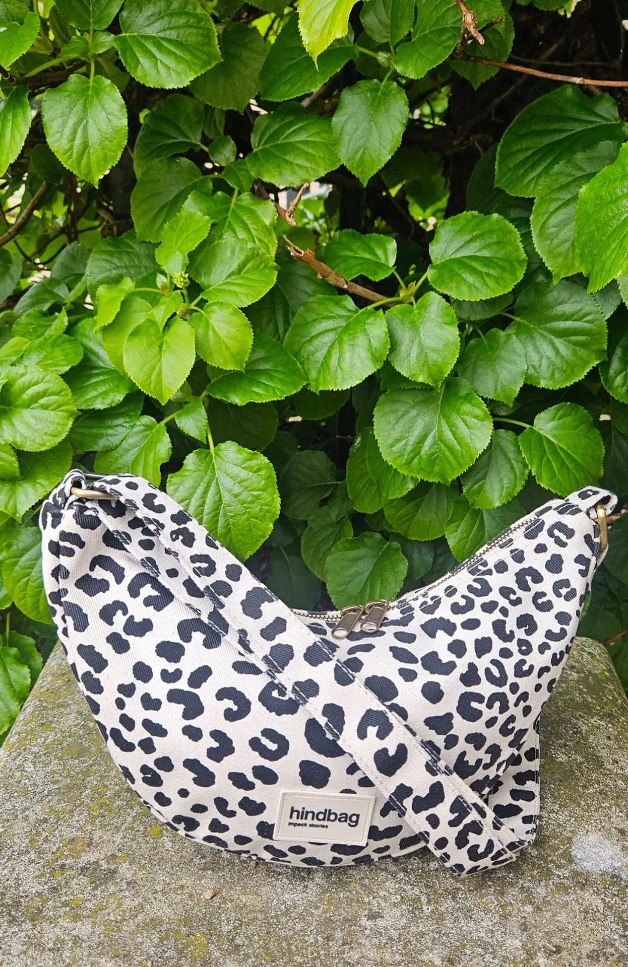 Sac banane Hindbag Andréa Léopard beige indisponible chez Evasion à Eu